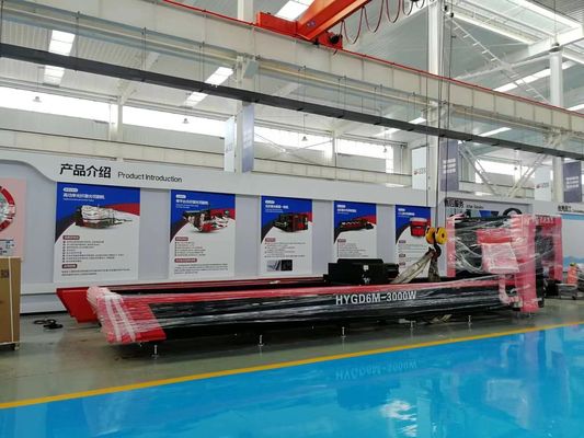 Machine de découpe de tubes laser à fibre de refroidissement par eau pour une haute précision