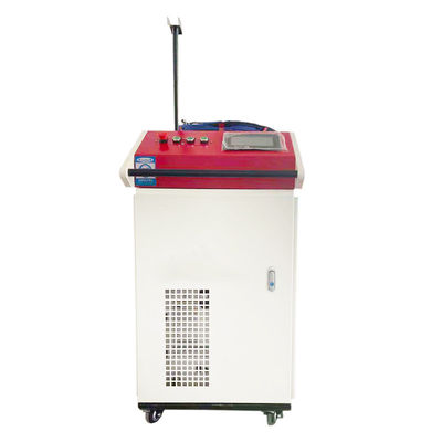 Ce fourni la machine à éliminer la rouille au laser à fibre pour le nettoyage du métal rouillé 1000w 1500w 2000w