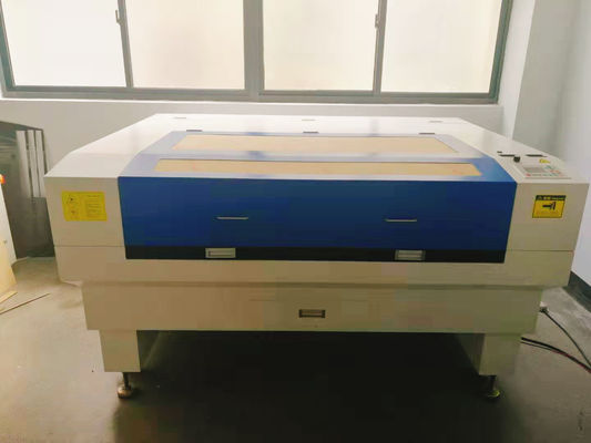 Graveuse laser CO2 80W-200W pour tissu en bois refroidi à l'eau, papier de pierre, verre, cuir acrylique