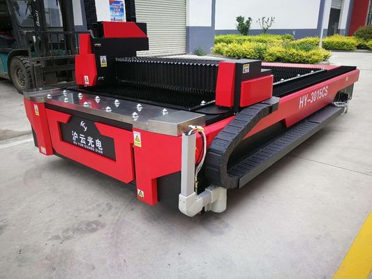 Machine de découpe au laser à fibre 3015 à table unique pour le traitement des feuilles métalliques
