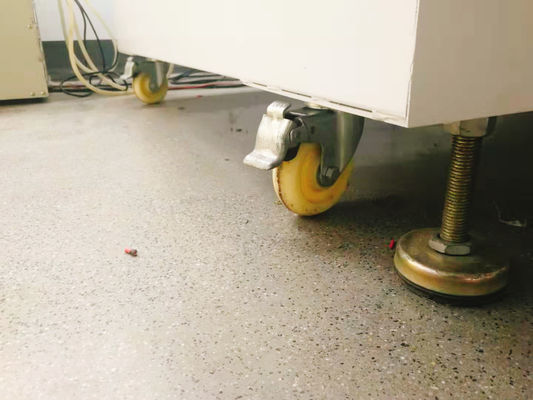 Machine de découpe au laser au CO2 40W 60W 80W 100W 150W 200W pour une découpe de haute précision