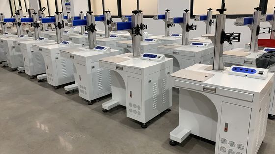 Machine de gravure au laser pour armoire métallique 30w 50w pour marquer le logo sur le métal et le non-métal