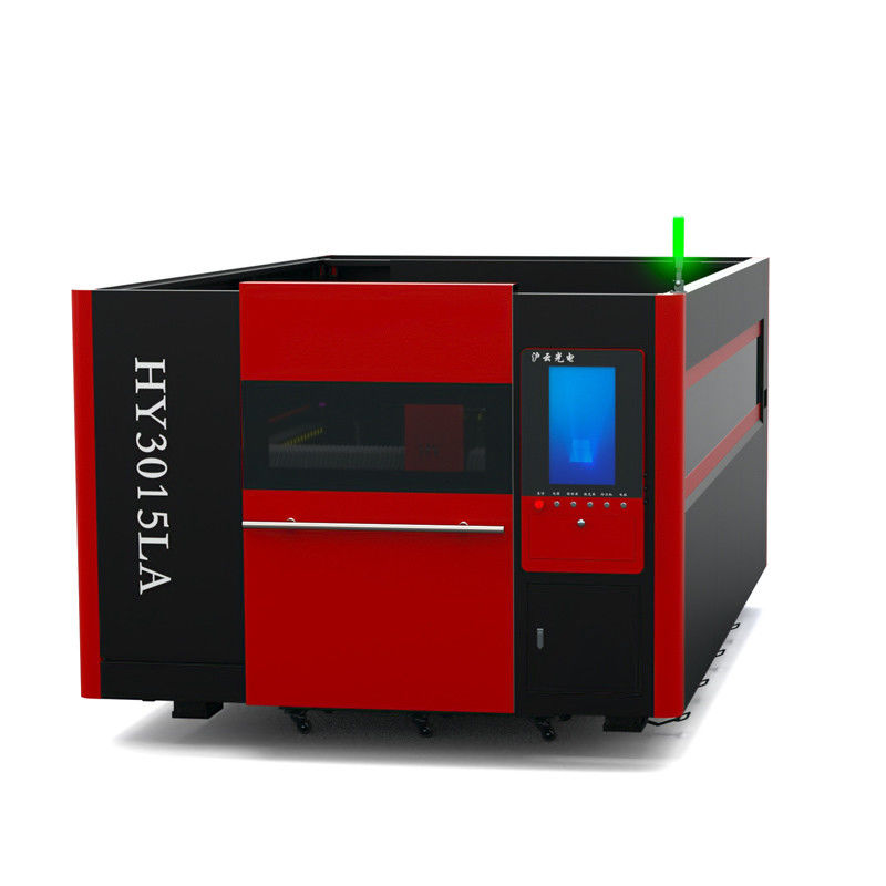 Machine de découpe laser à fibre de 1300 mm pour usine de fabrication CNC de bois à micro-jet fermée